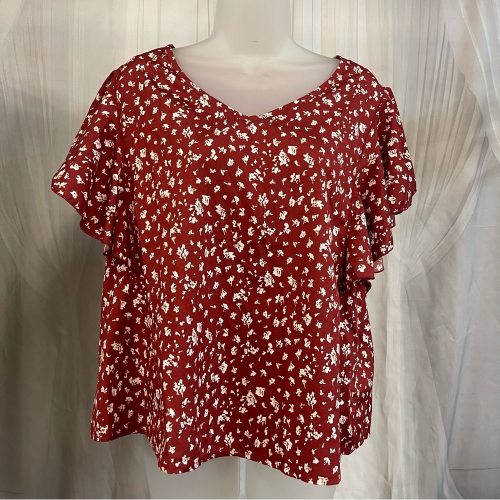 SHEIN Red and White Boxy Short Sleeve Blouse